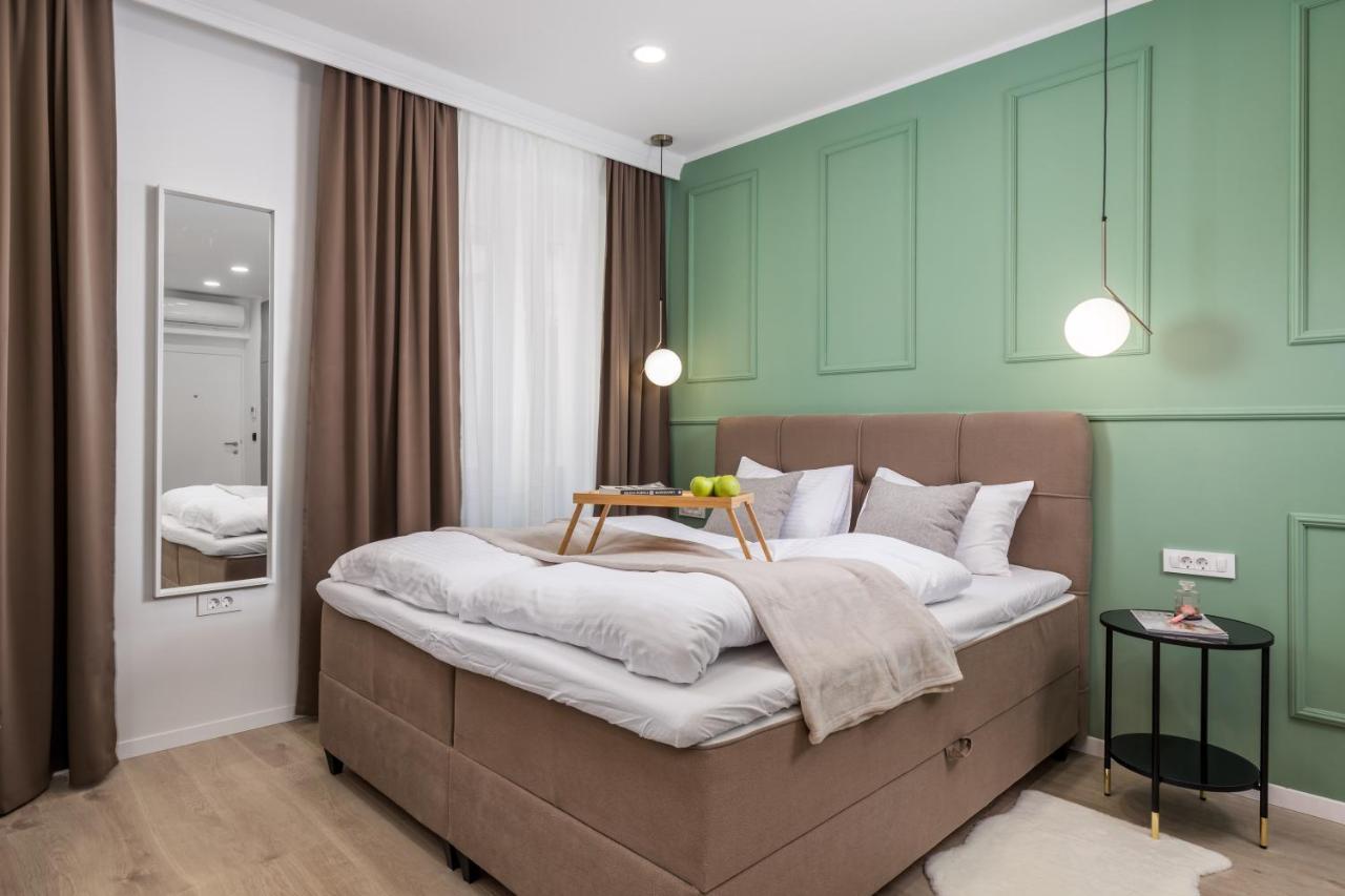 Area2 Center Luxury Apartment 리예카 외부 사진