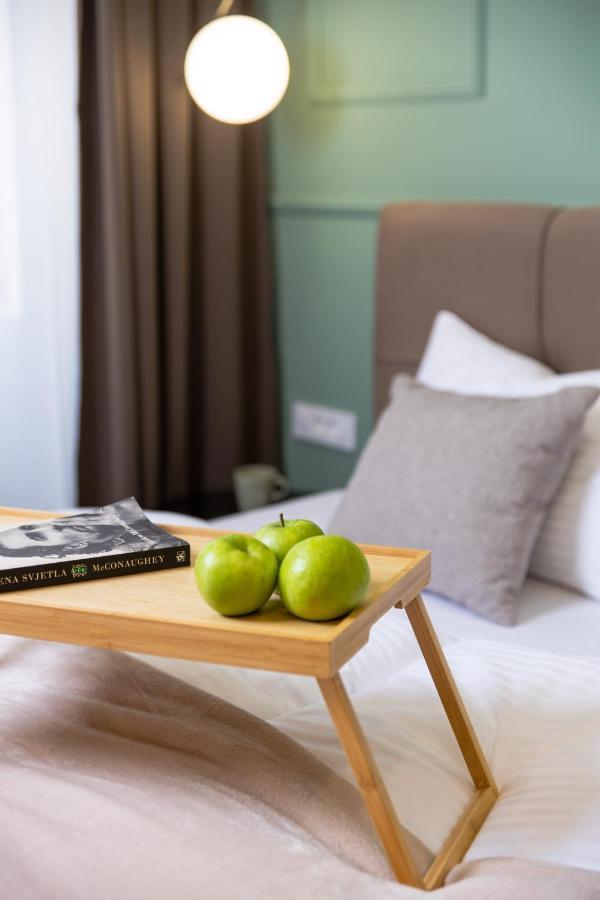 Area2 Center Luxury Apartment 리예카 외부 사진