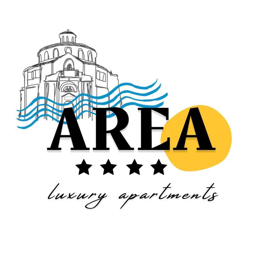 Area2 Center Luxury Apartment 리예카 외부 사진
