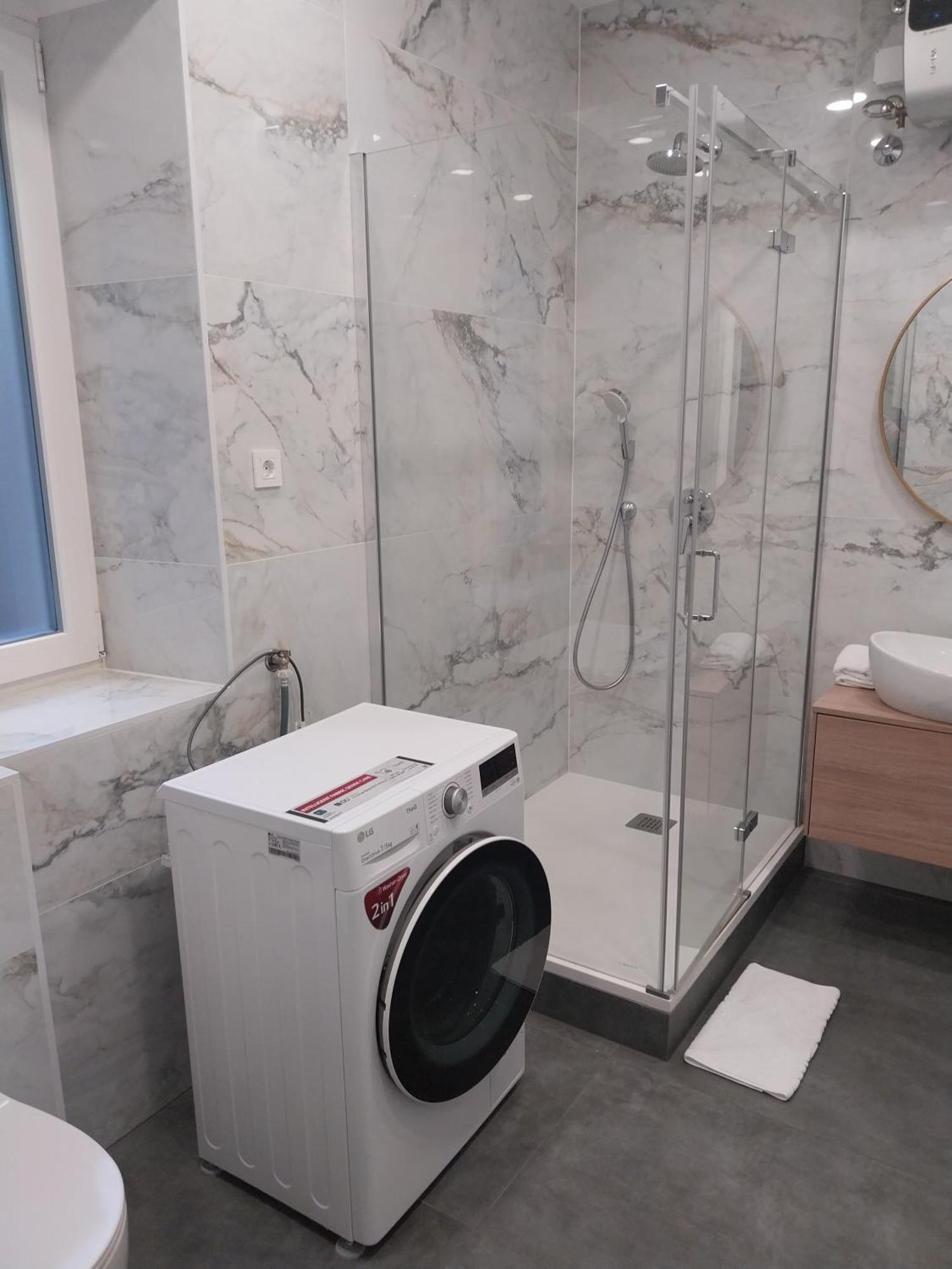 Area2 Center Luxury Apartment 리예카 외부 사진